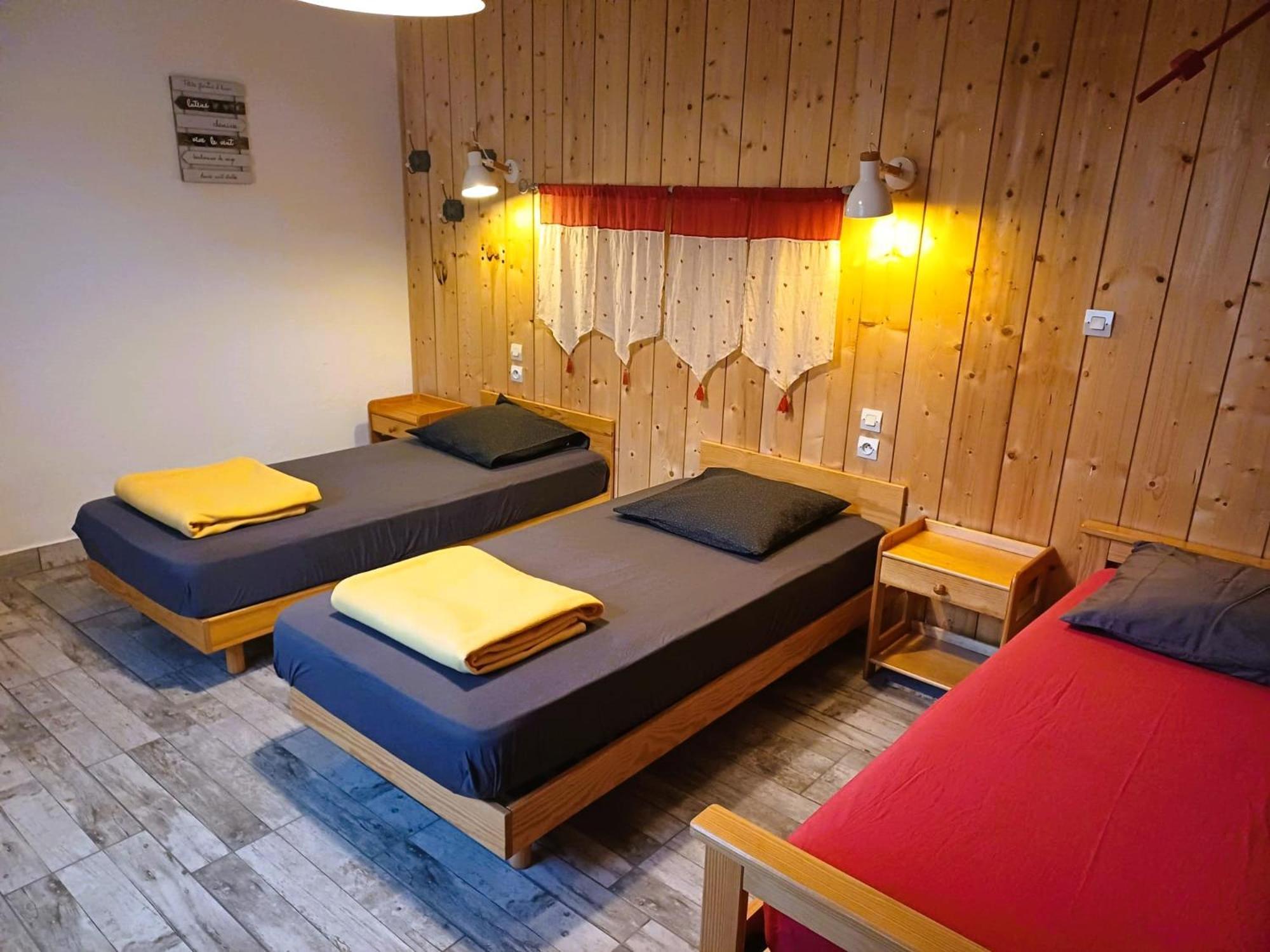 Gîtes et gîte d'étape Estives D'Arrens Extérieur photo
