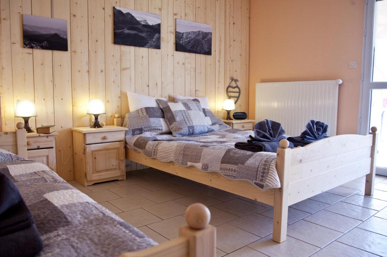 Gîtes et gîte d'étape Estives D'Arrens Chambre photo